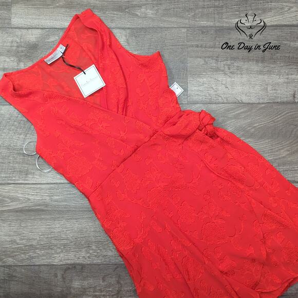 Premier Amour Sleeveless V Neck Mini Dress Size 8 - Picture 3 of 7